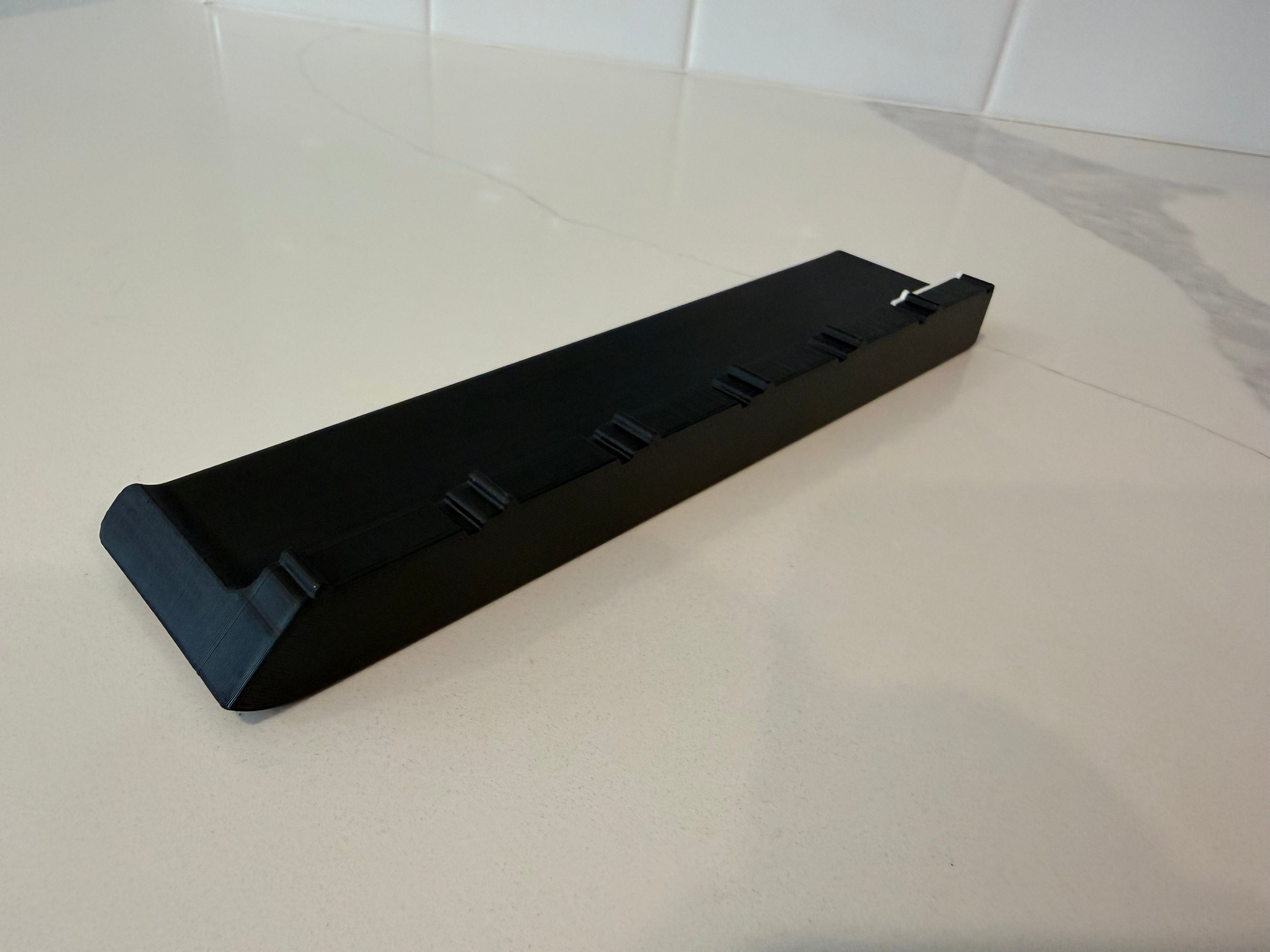 Connector-side view of a Lock Pon Stop side wall panel for the 24x24 Modular Magnetic Ludi Board, highlighting precision locking tabs, built-in magnetic alignment, durable ASA construction, and the modular design for fast, secure assembly.
